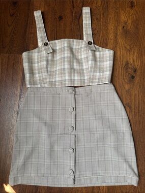 Forever 21 Plaid Two-Piece Skirt Set in Beige and Cream